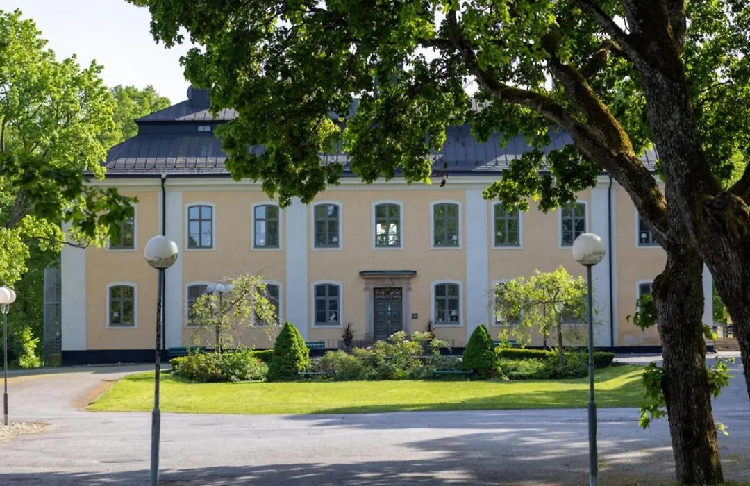 Åkeshofs Slott-1
