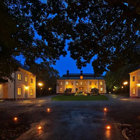 Åkeshofs Slott-3